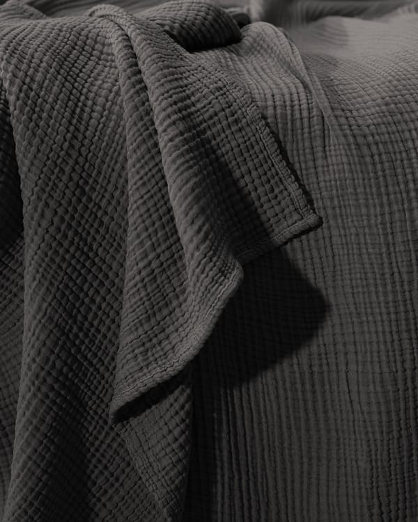 Free New Bedcover - Image 7