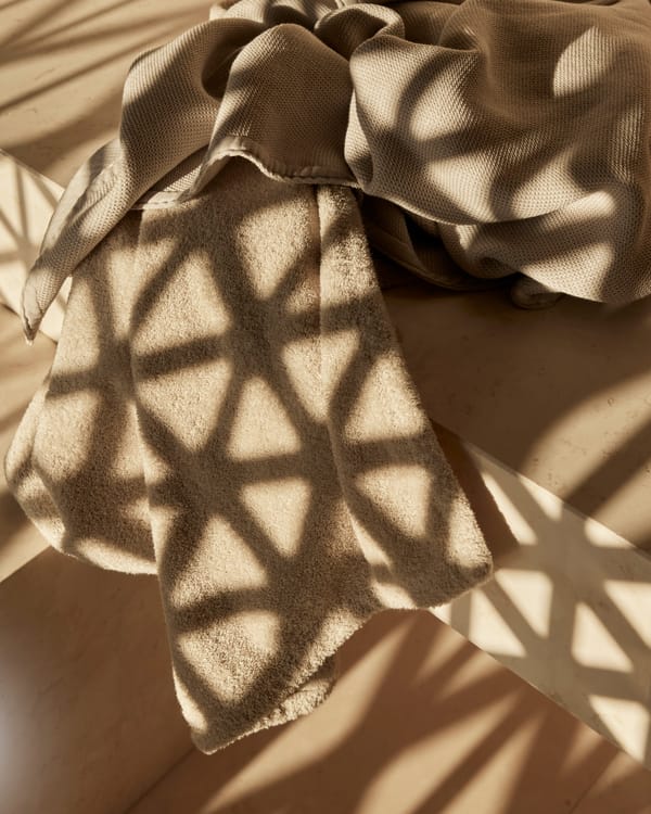 Kur Bath Towel - Image 4