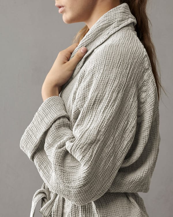 Lipe New Robe - Image 3