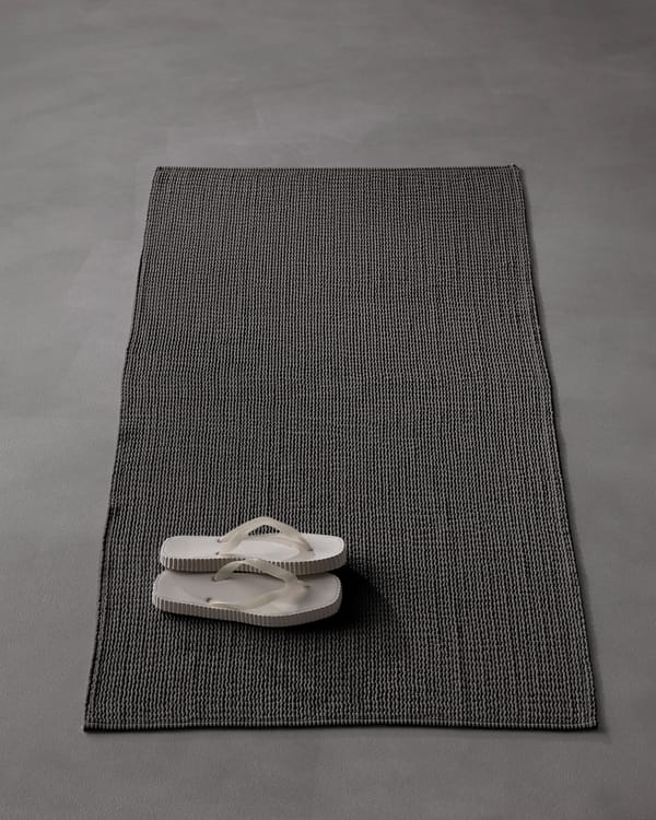 Pliss Bath Mat - Image 5