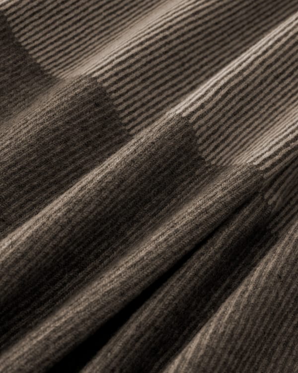 Noe Throw - Image 2