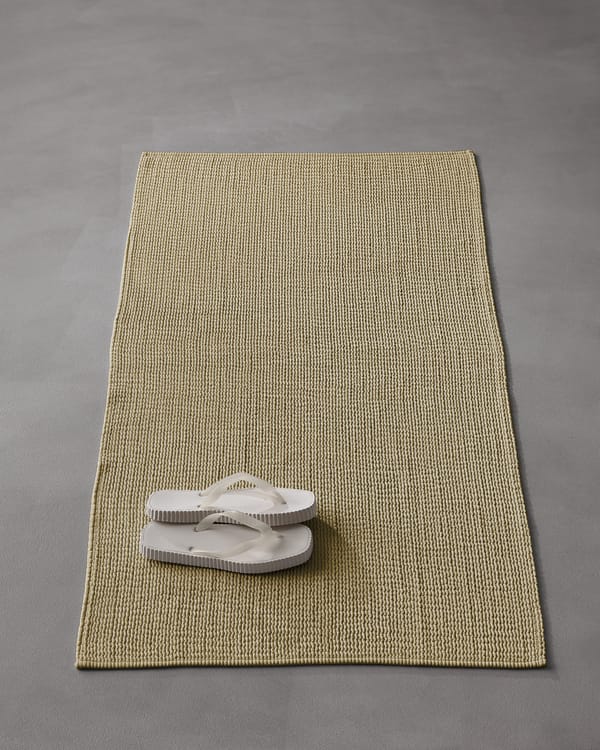 Pliss Bath Mat - Image 11