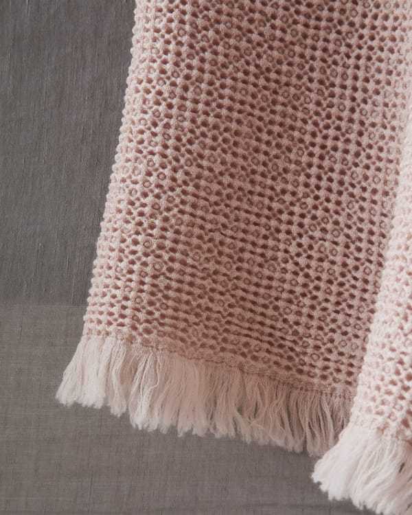 Nid Throw - Image 11