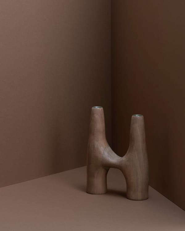 H Candlestick