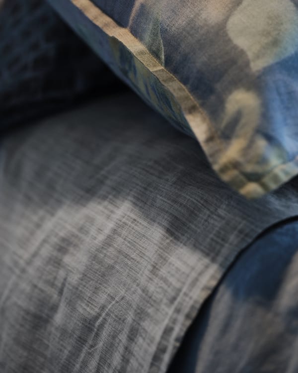 Scin Bed Sheet - Image 3