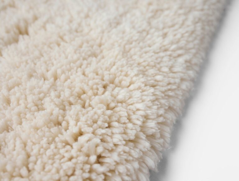 Shag Organic Bath Rug | Undyed