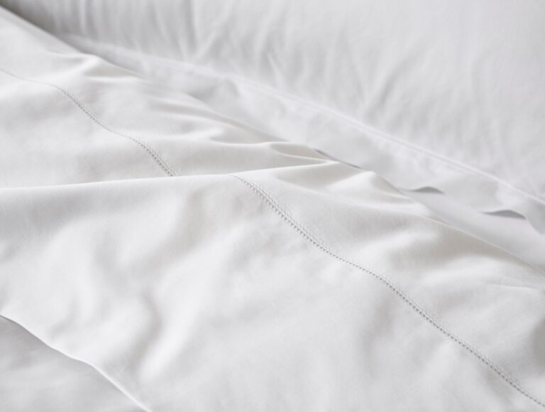 Heirloom Organic Sateen Sheet Set - Coyuchi | Alpine White