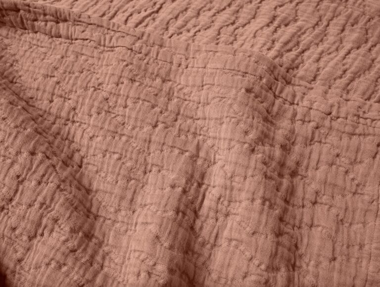 Pescadero Matelasse Organic Blanket - Coyuchi | Praline