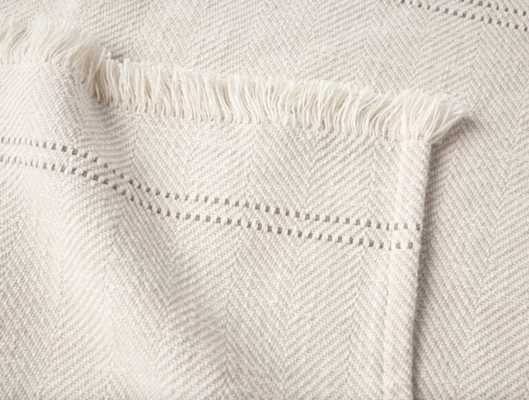 8e126657d641f8494c8f7e02d8fd7d74