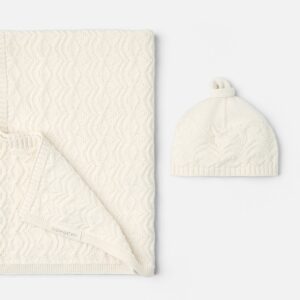 Wren Organic Knit Baby Gift Set