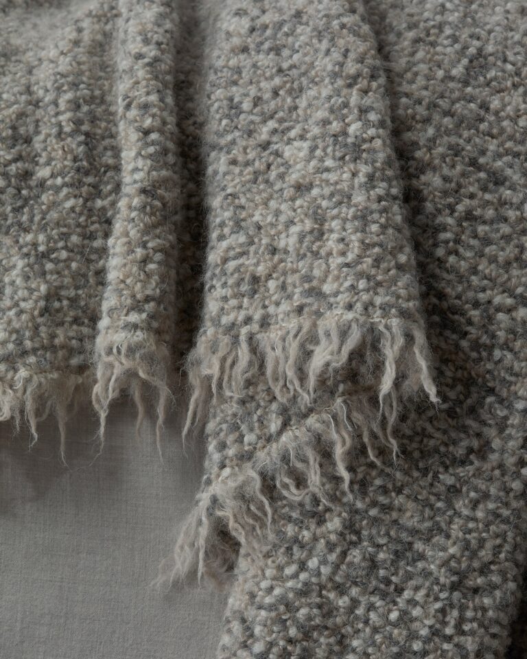 784e57b93efc4e280d14d6f51b348029